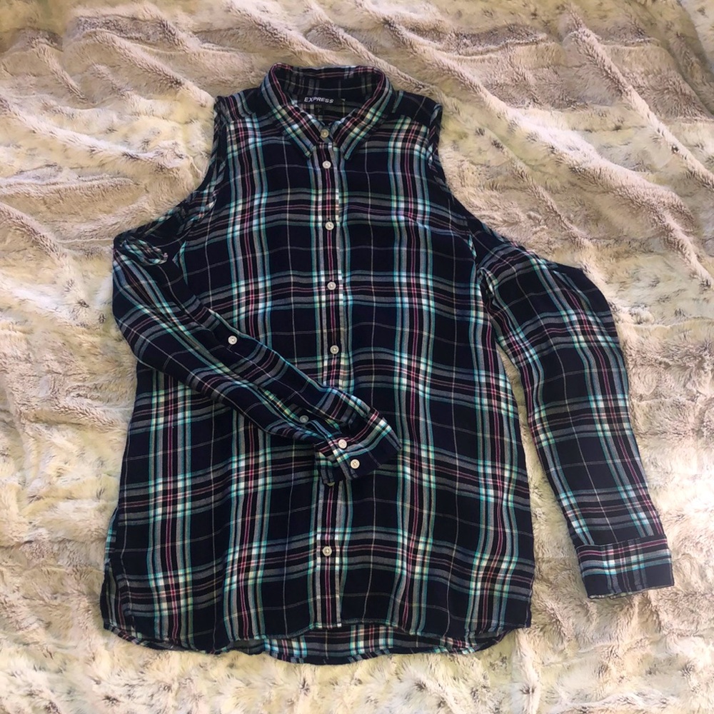 Open shoulder long sleeve button up shirt